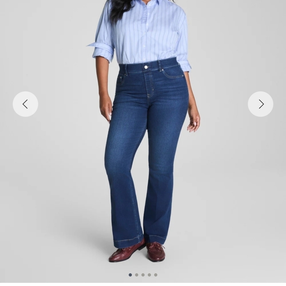 Spanx Shape Every Wear Flare Jeans Medium - Picture 9 of 9